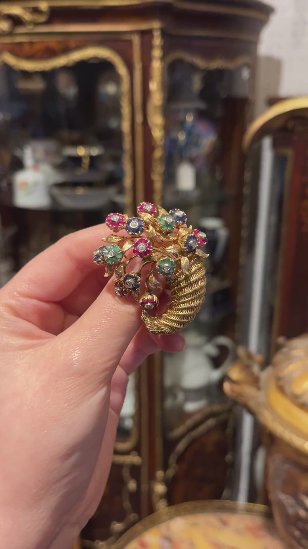 Retro Tiffany & Co. En Tremblant Gem Set Gold Brooch Pin