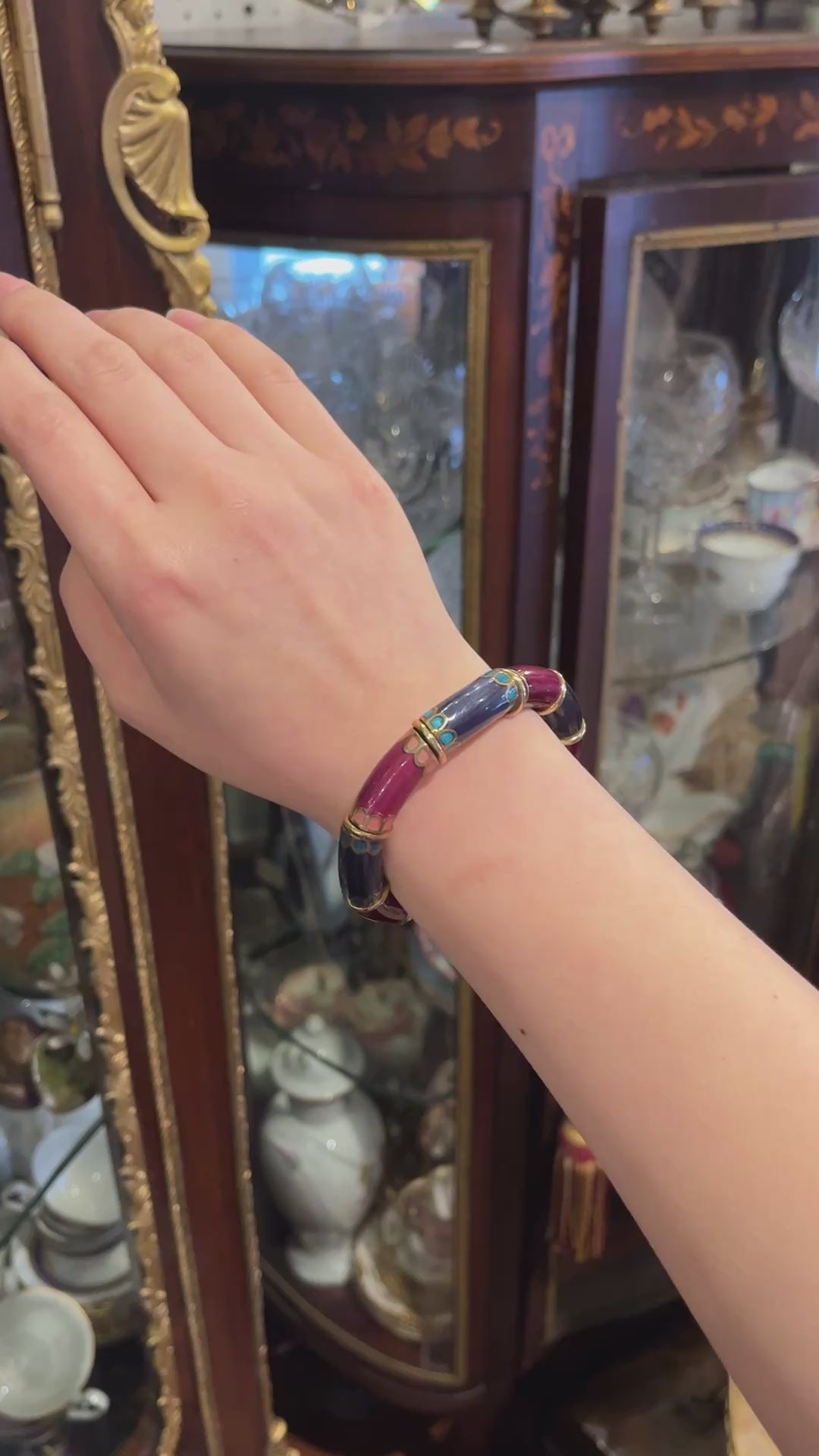 Vintage La Nouvelle Bague 18K Gold Red Navy Enamel Bracelet