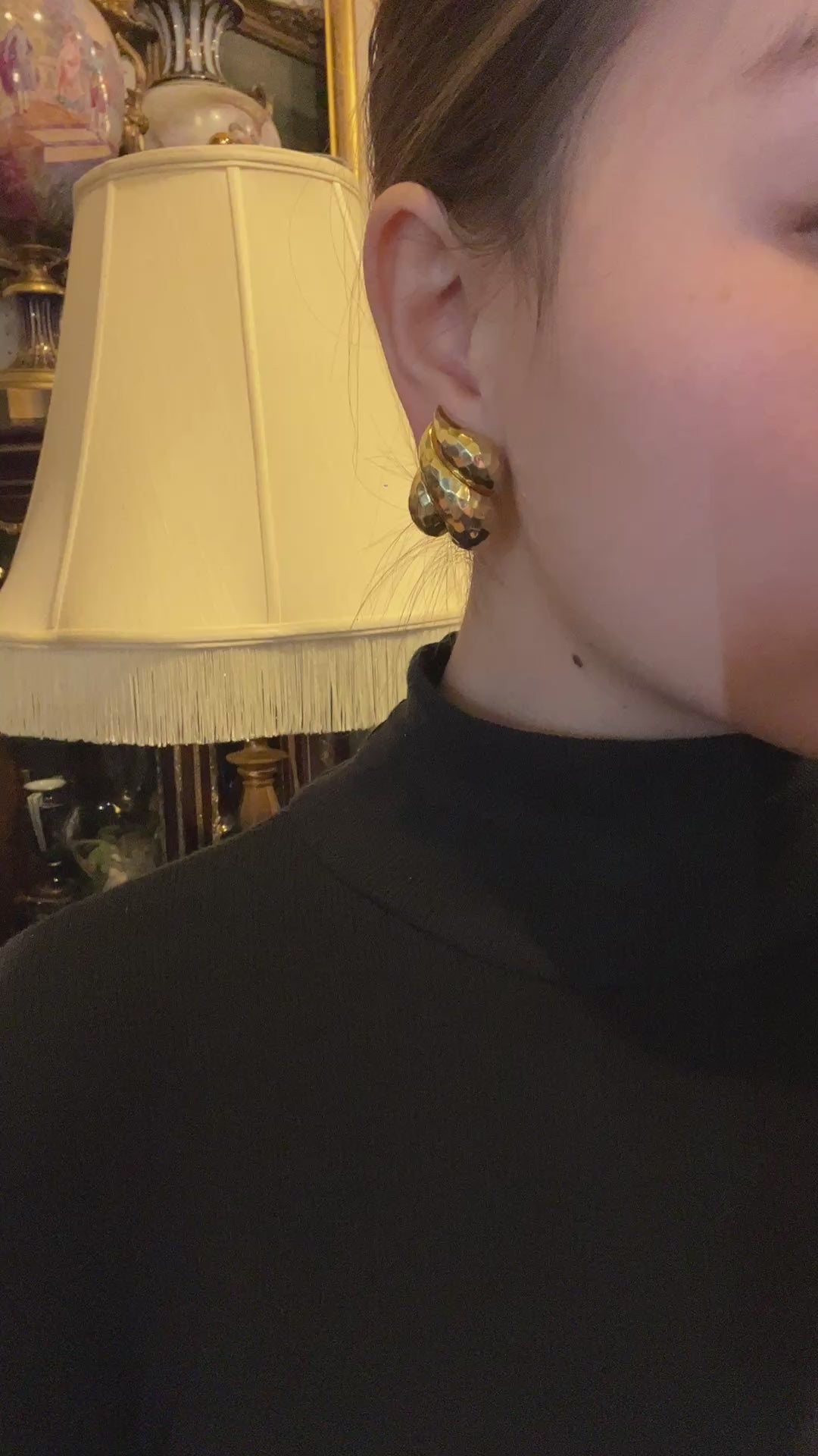 Henry Dunay 18K Gold Textured Earring