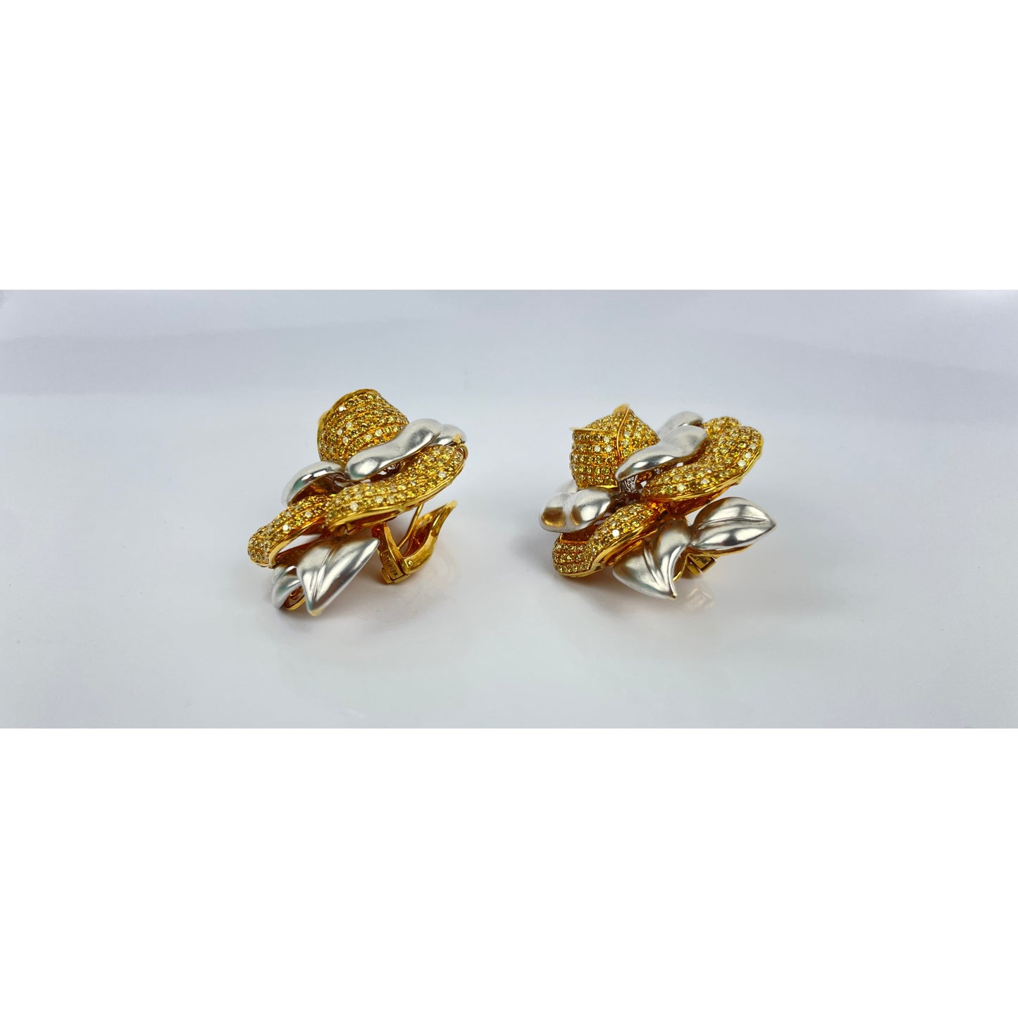 Pair of 18k Gold Yellow Diamond Pave Earrings