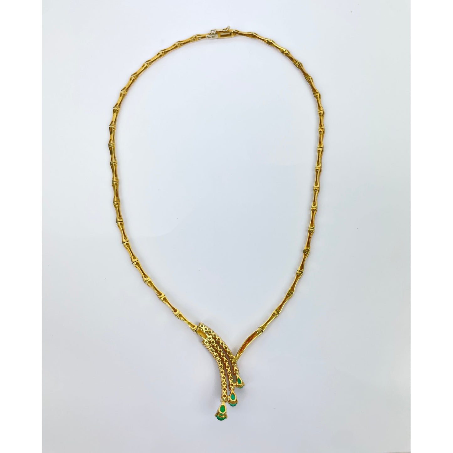 18k Gold Diamond Emerald Necklace