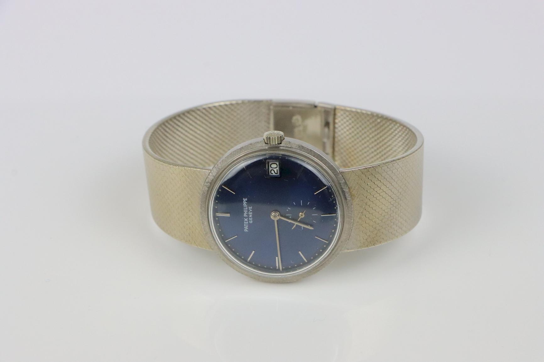 Rare Patek Philippe 18K White Gold Blue Dial Mesh Bracelet Watch CALATRAVA 3445