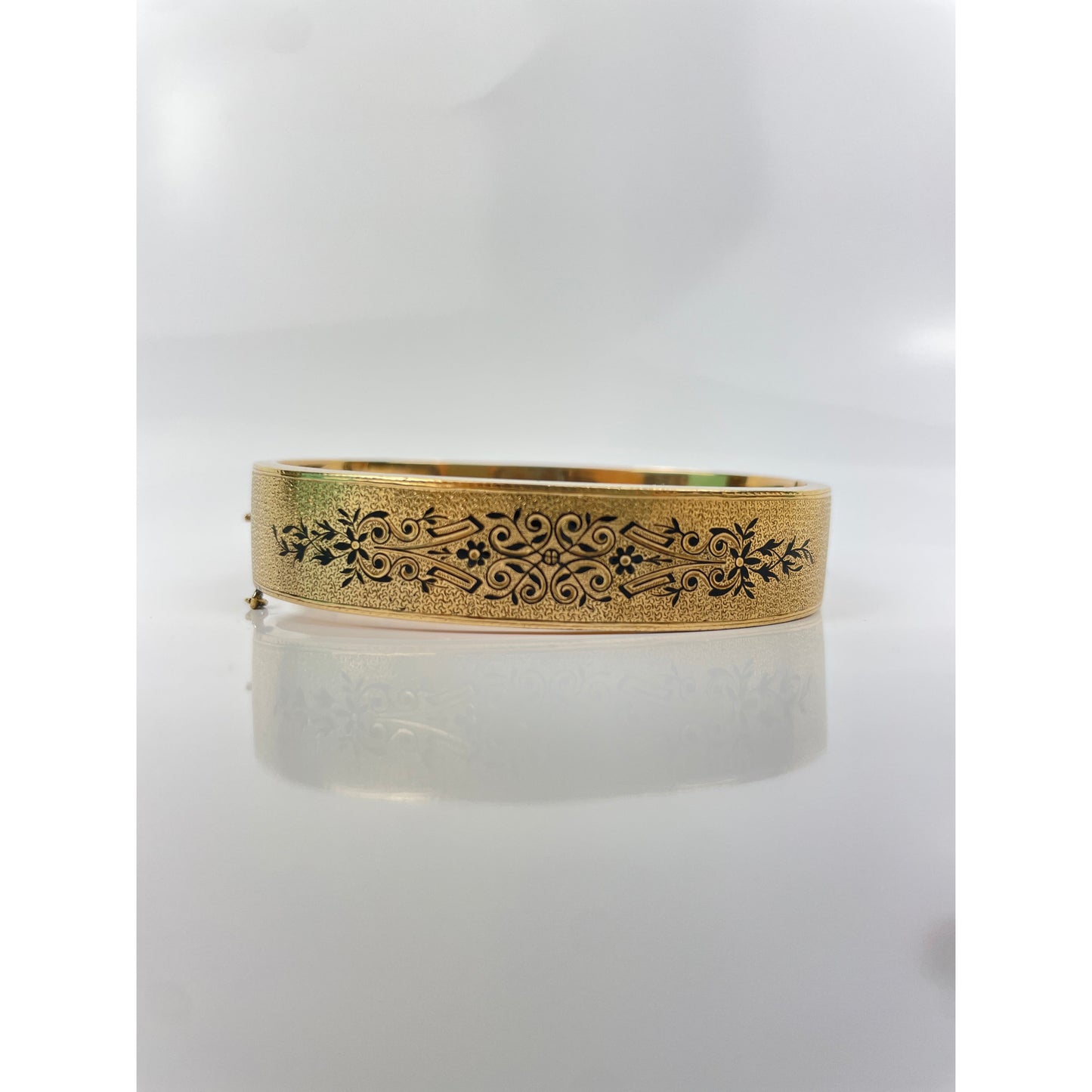 Victorian 14k Gold Cuff Bracelet