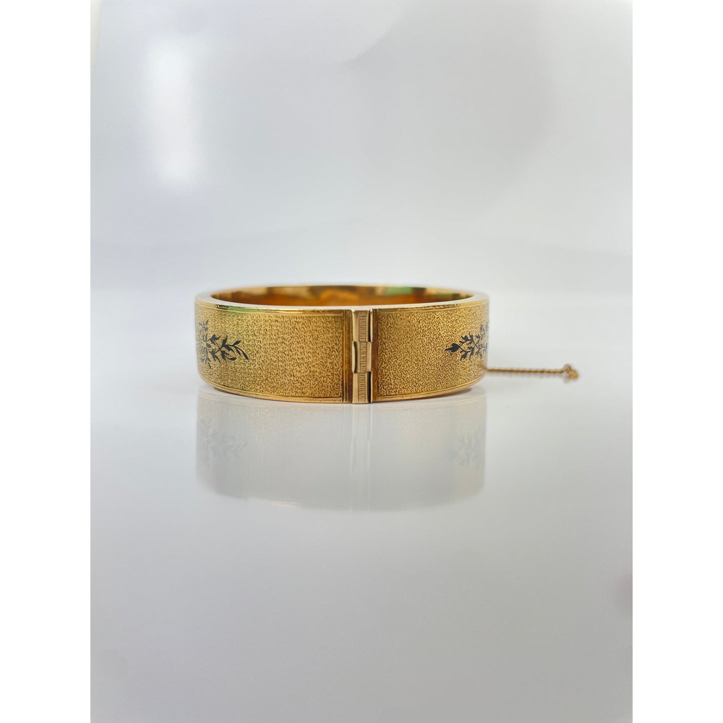 Victorian 14k Gold Cuff Bracelet