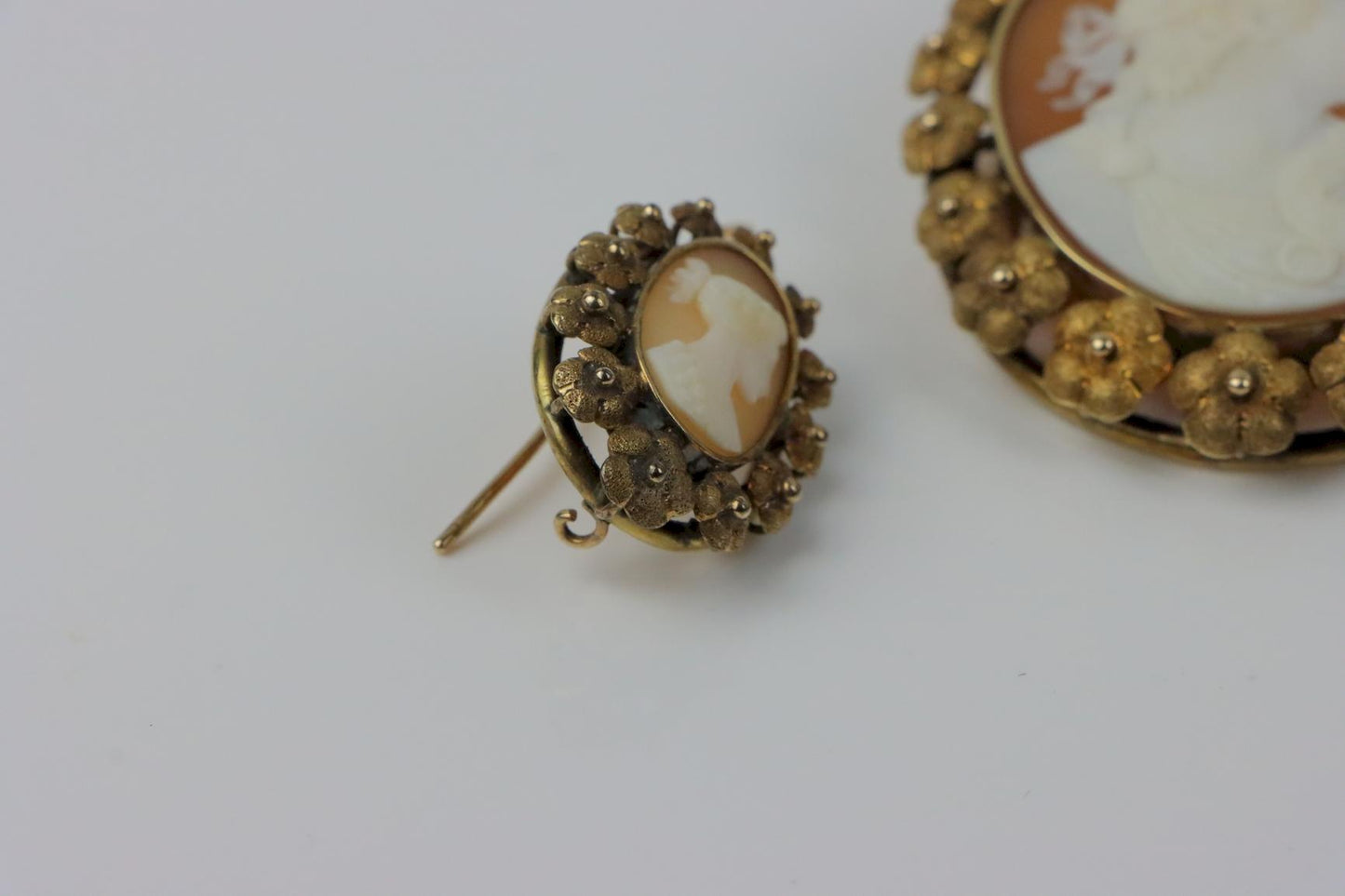 Antique 14K Gold Cameo Set