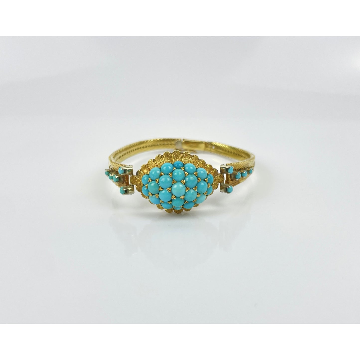 18k Gold Turquoise Bead Bracelet