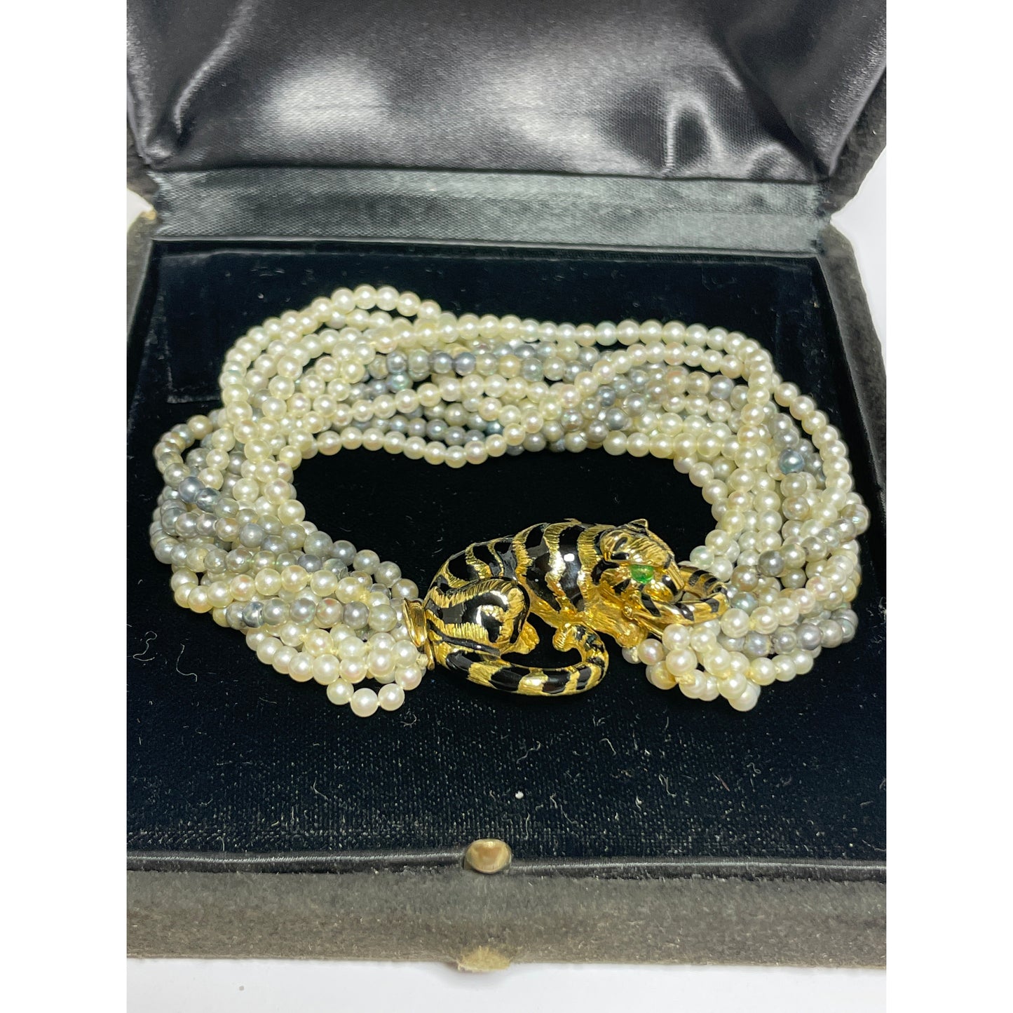Vintage David Webb 18 kt Gold Tiger Cultured Pearl Bracelet