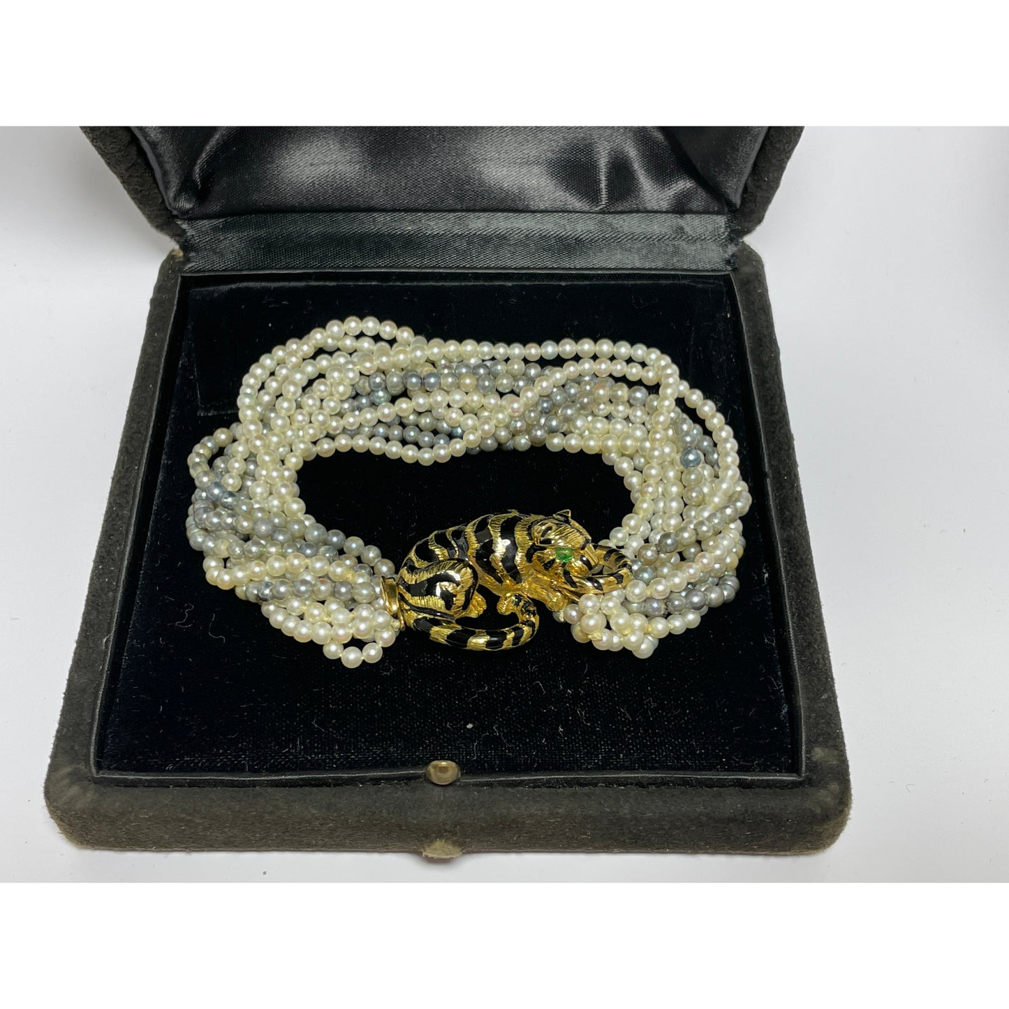 Vintage David Webb 18 kt Gold Tiger Cultured Pearl Bracelet