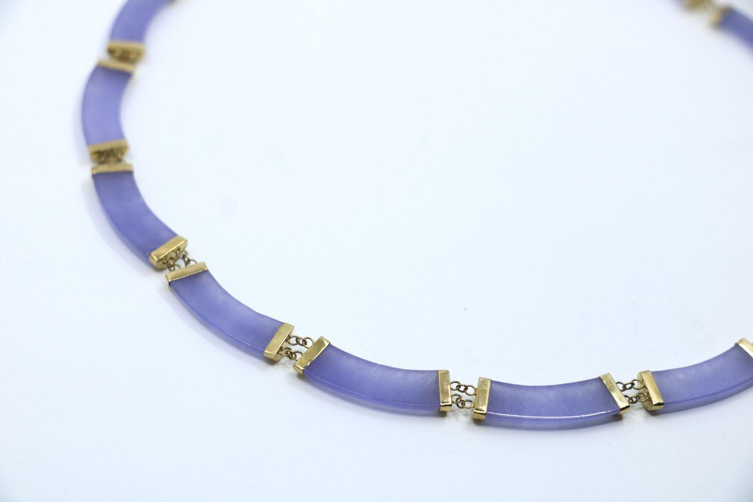 Vintage 14K Gold Lavender Jade Necklace