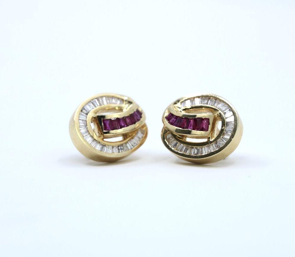 Vintage 14K Gold Ruby Diamond Stud Earring