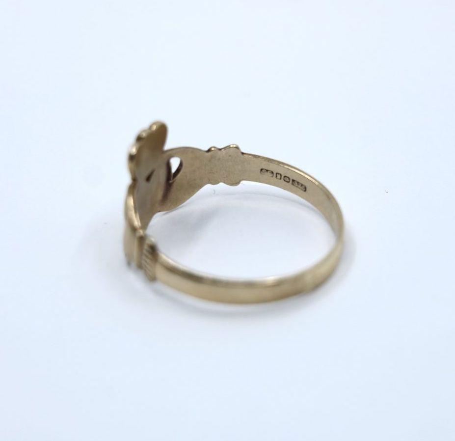 Antique 9K Gold Heart Shape Ring