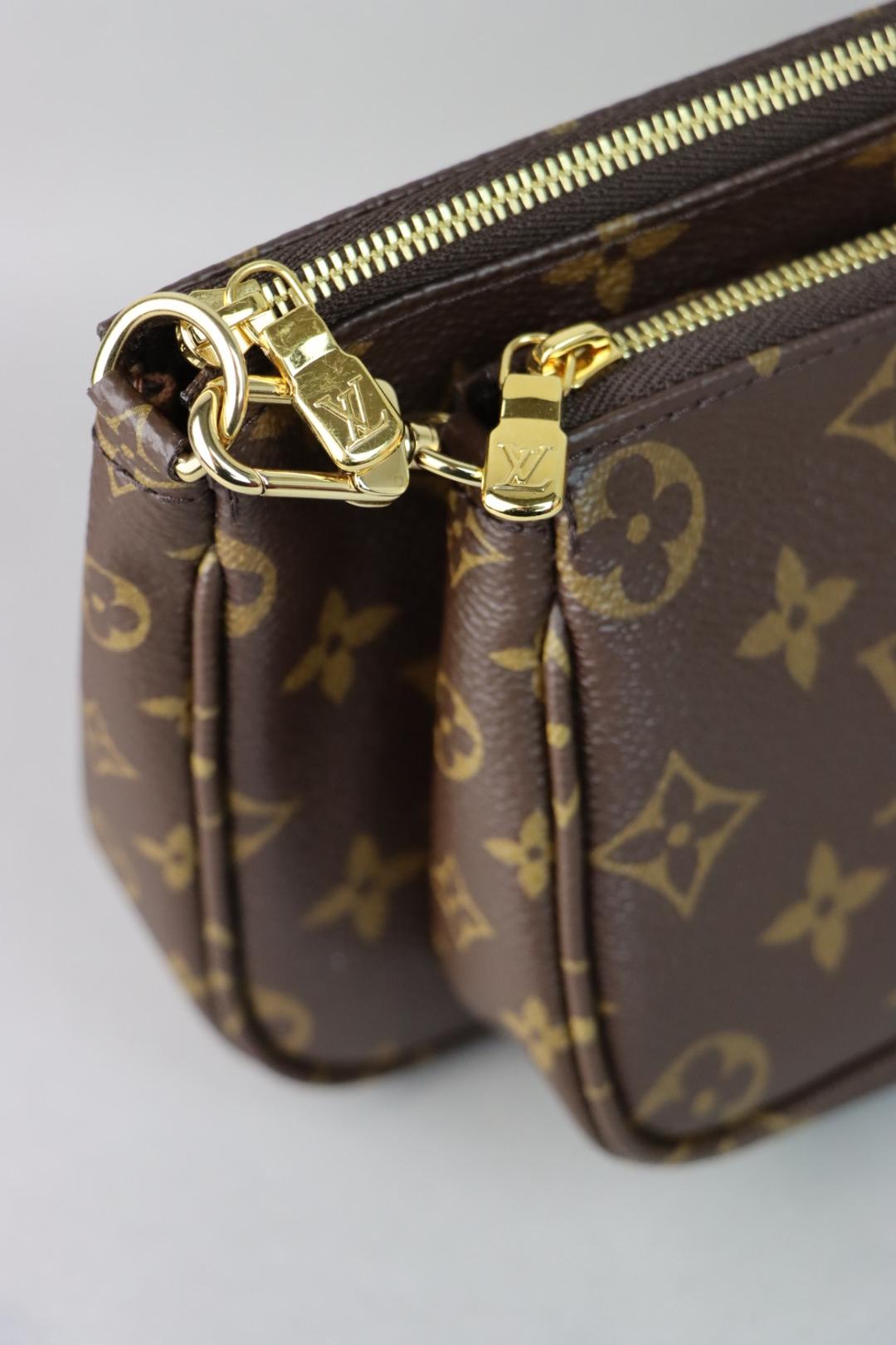 Louis Vuitton Multi Pochette Accessoires Monogram Kaki