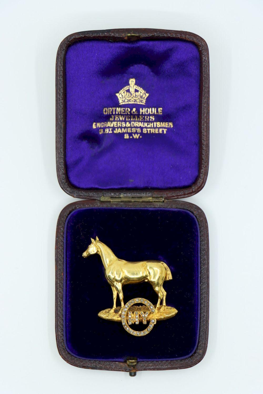 Victorian 18K Gold Horse Brooch Pin