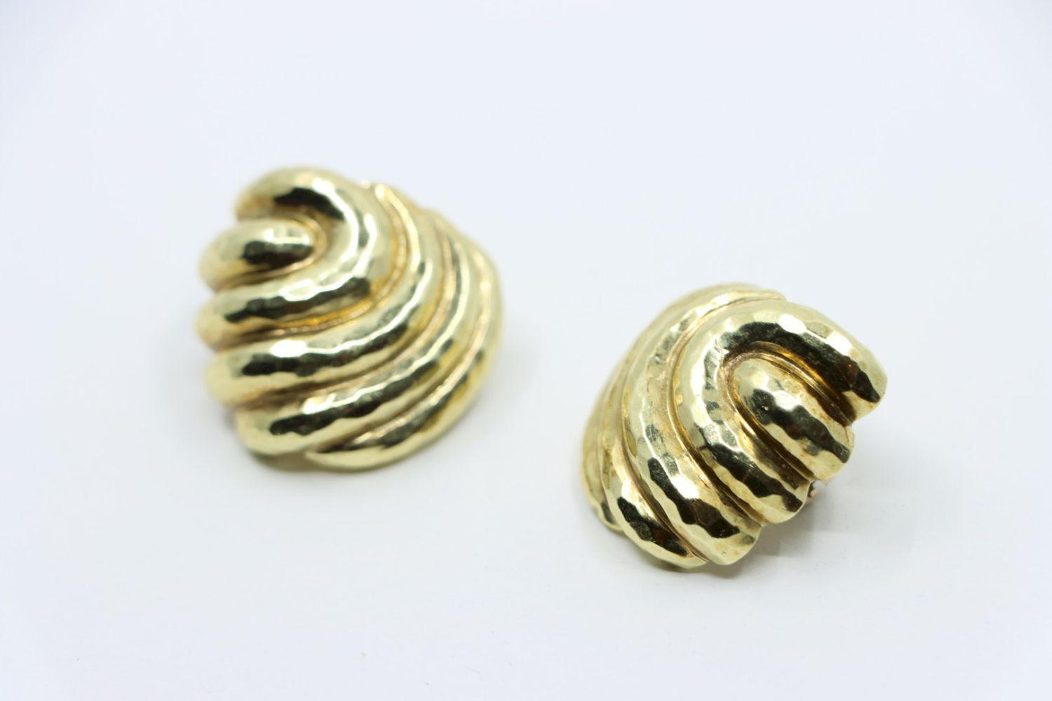 Vintage 14K Gold Shell Shape Earrings