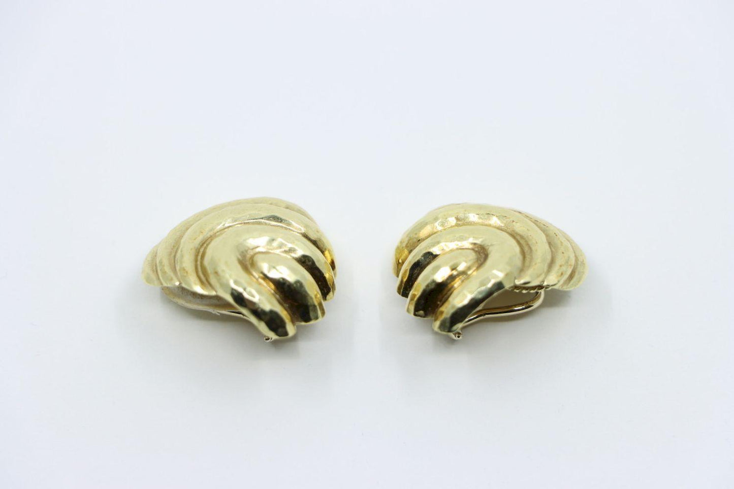 Vintage 14K Gold Shell Shape Earrings